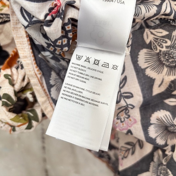 Farm Rio Romantic Garden Blouse - Picture 7 of 8